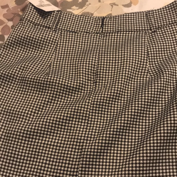 Skirt - Picture 2 of 2